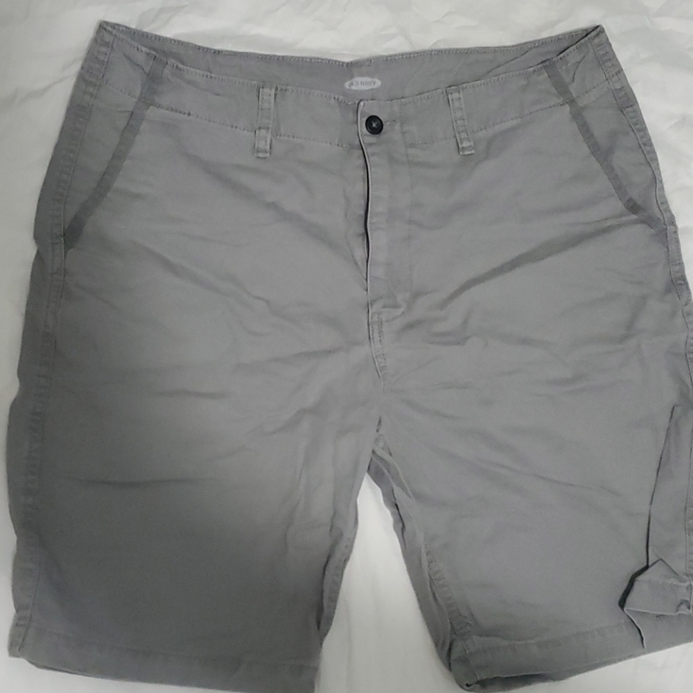 Gray shorts